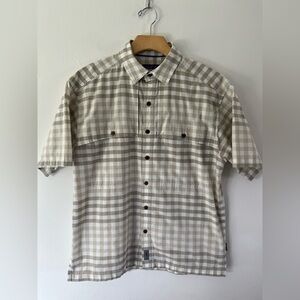 Patagonia Island‎ Hopper Tan & White Short Sleeve Button-Up Lightweight Shirt